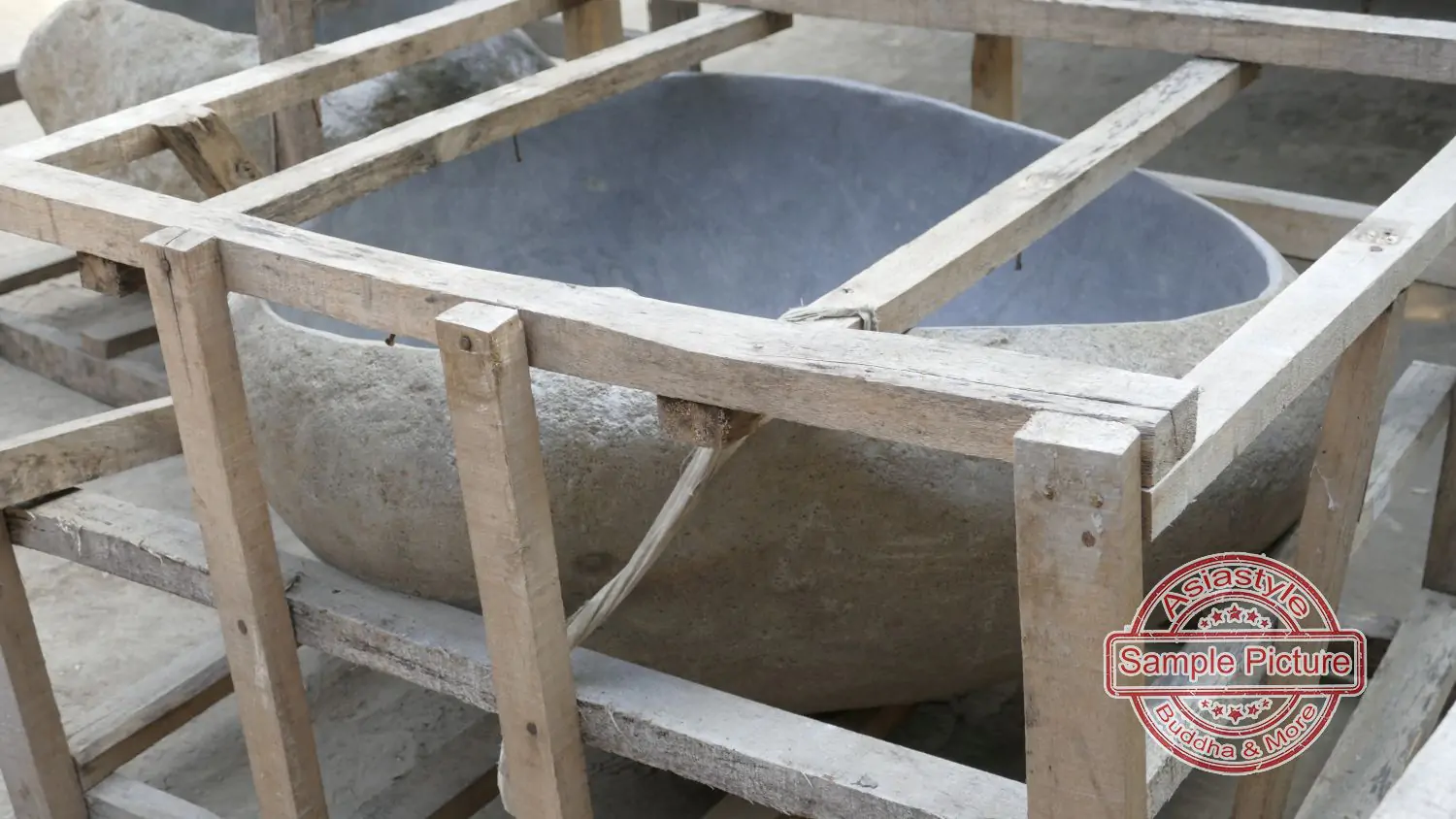  Product image 4 of the product “Basin from Riverstone, Natural surface, polished inside. Dia approx 86-90. Height 46-50 ”